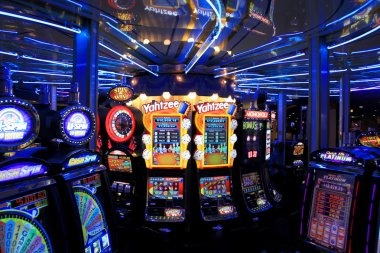 AduQ Game